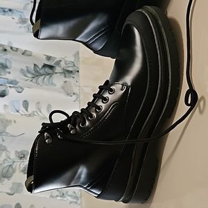 Green ankle boot size 45